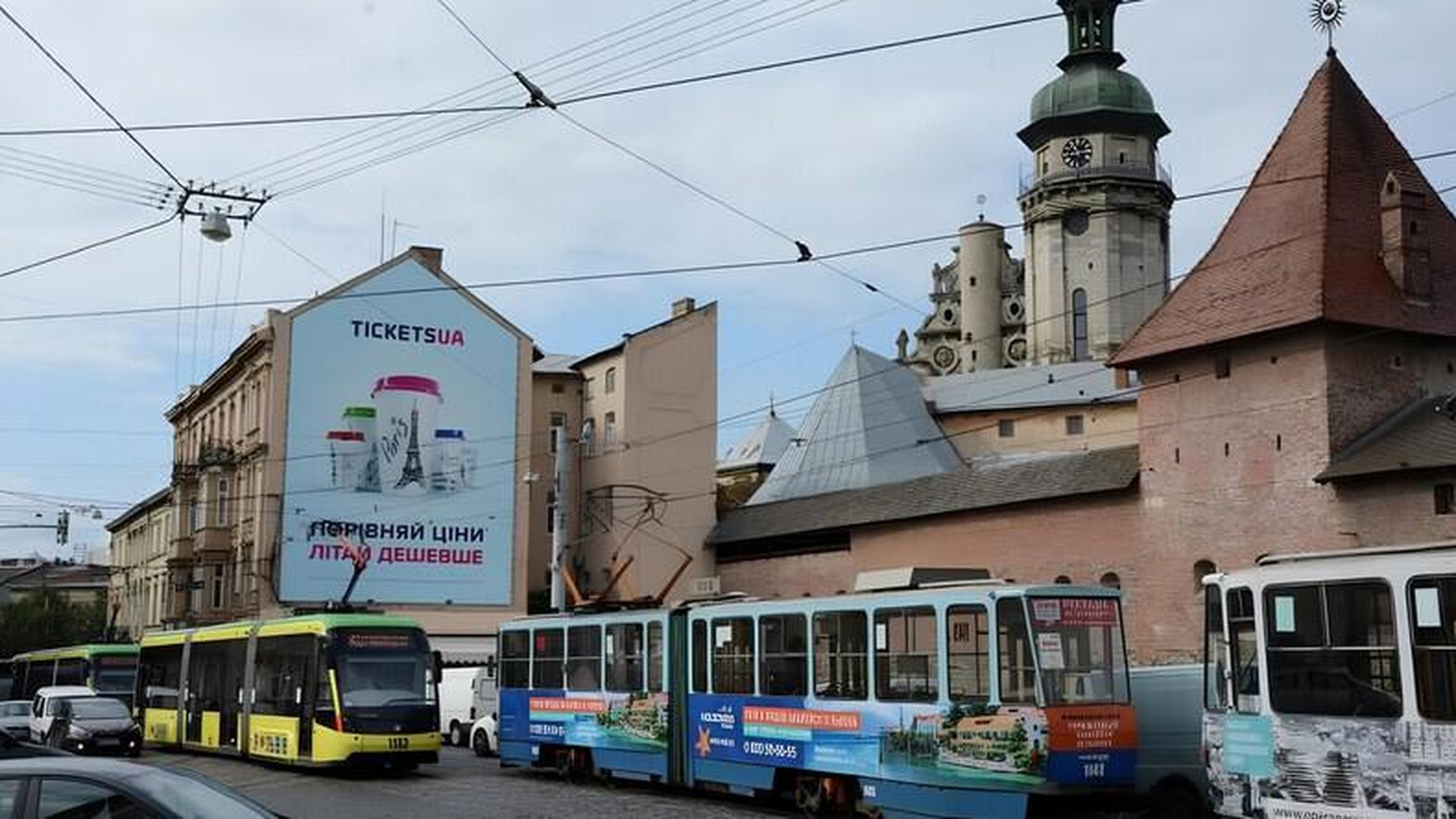Ремонт трамвайної колії на площі Митній у Львові з 16 по 20 червня 2026 року. З 16 по 20 червня на площі Митній у Львові проведуть заміну аварійного п