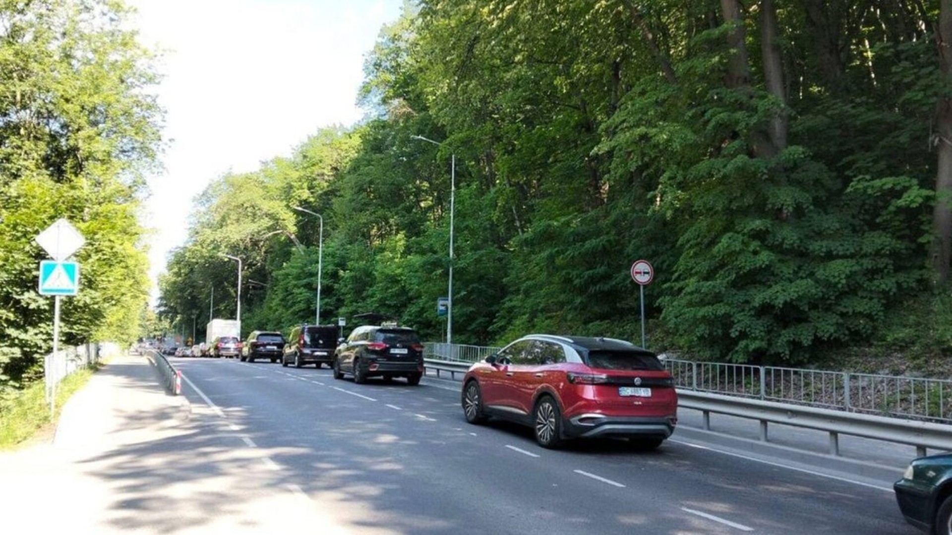 Перекрита ділянка вулиці Тракт Глинянський у Львові під час дорожніх робіт 29–30 червня 2026 року