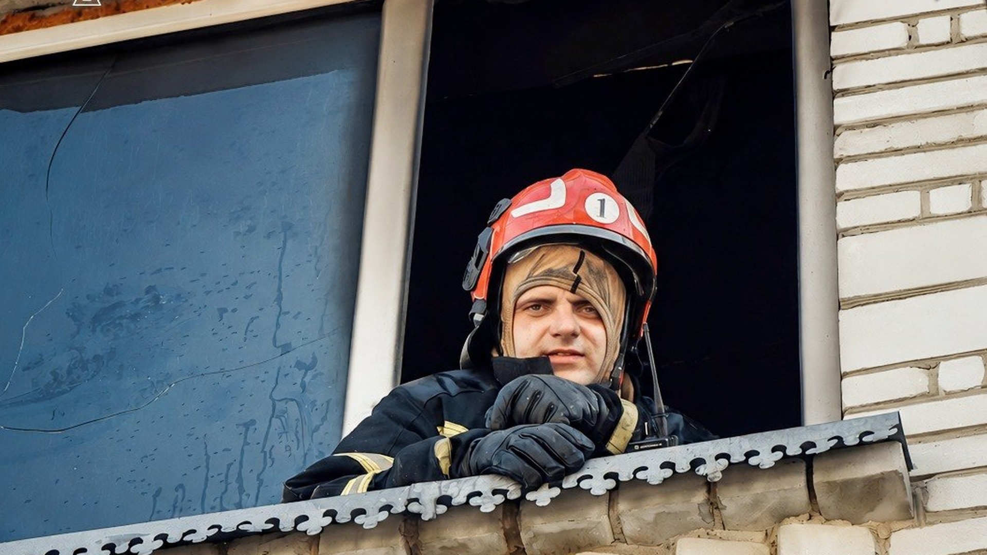 Рятувальники ДСНС Львівщини ліквідують пожежу — за добу сталося 9 займань, три будівлі вдалося врятувати