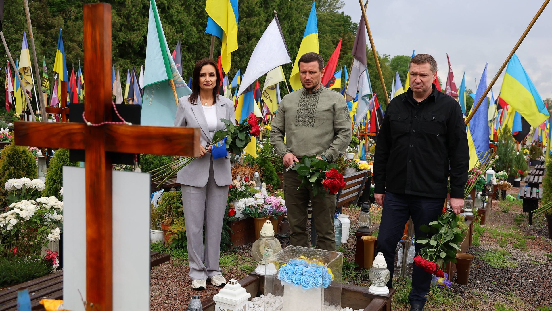 На Марсовому полі на Львівщині вшанували пам'ять 24 Героїв із Херсонщини під час спільної церемонії двох ОВА