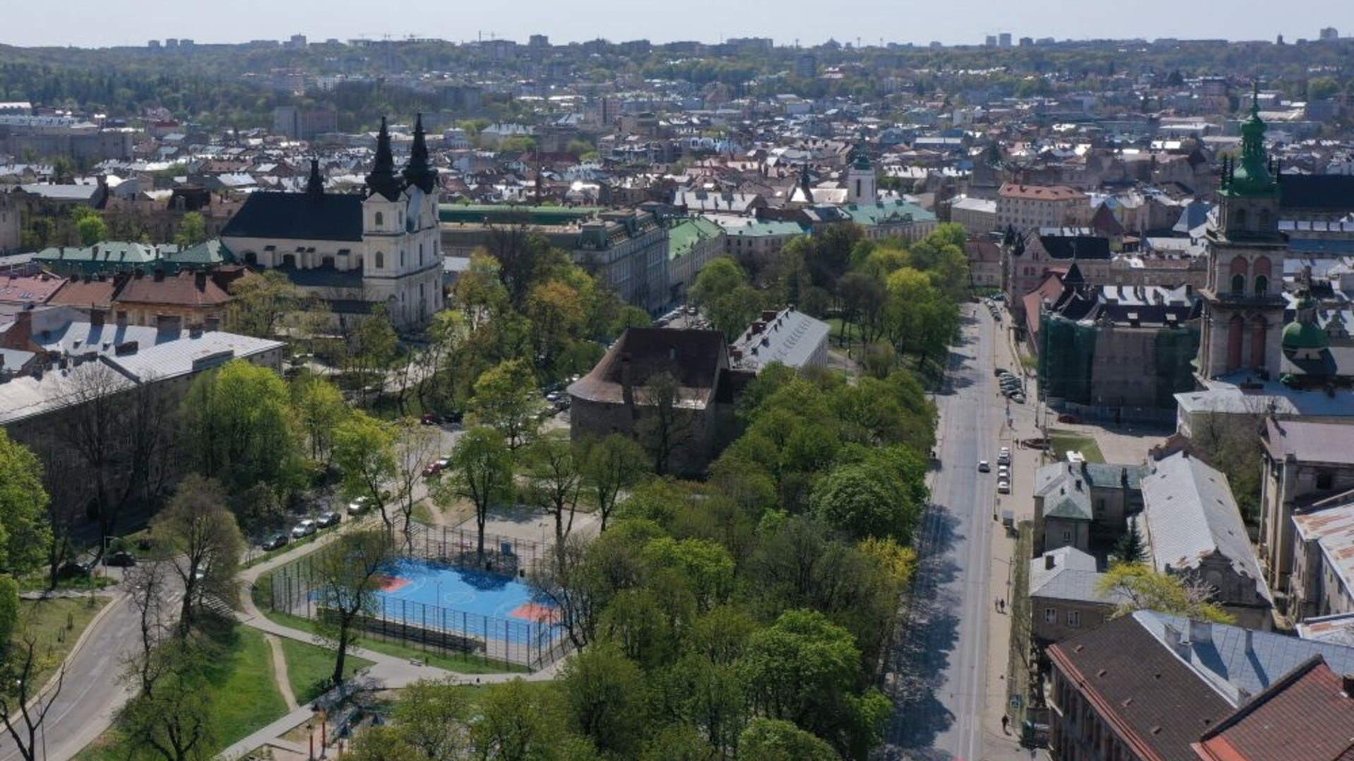 Комісія у Львові схвалила 30 житлових ваучерів для переселенців — всього допомогу отримали 830 осіб із 1086 заявників