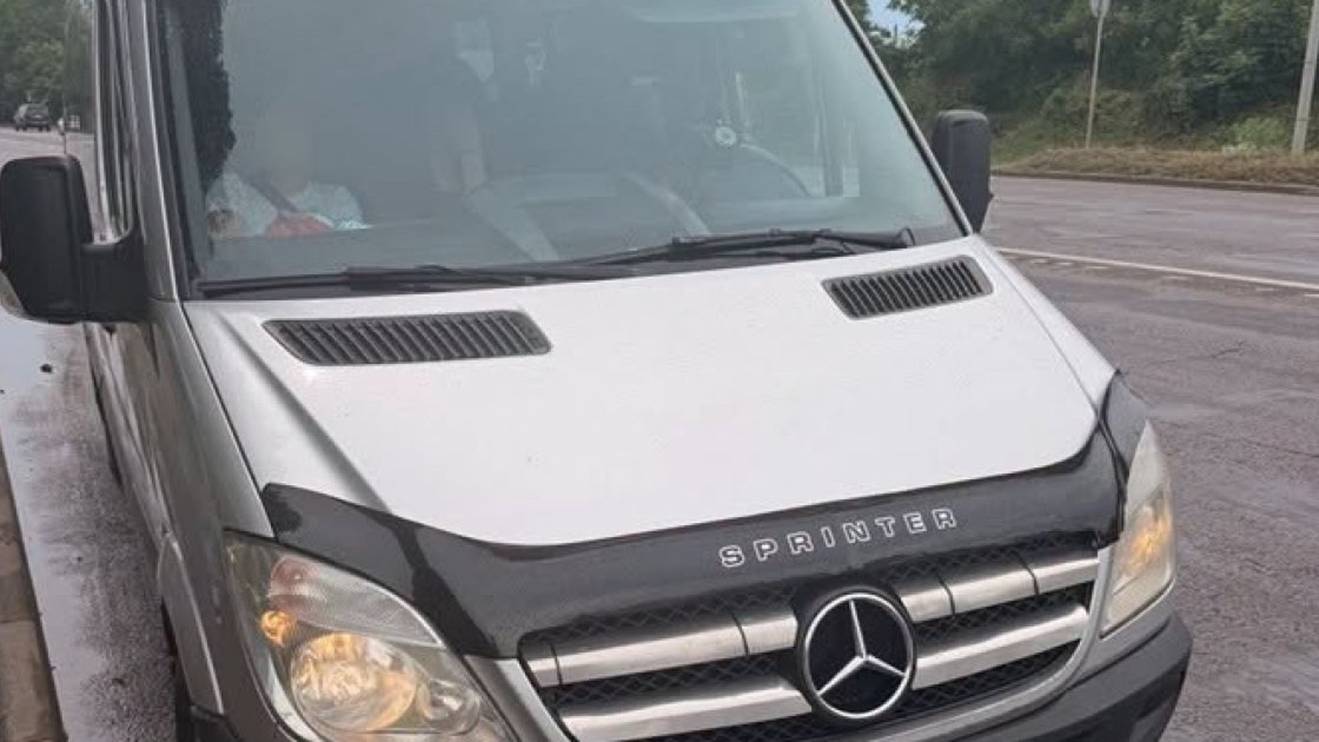 Пасажирський автобус на маршруті Рівне — Львів зупинений інспекторами Укртрансбезпеки на Львівщині через скаргу пасажирки