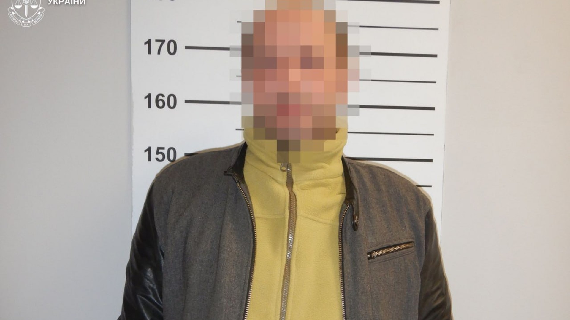 Засуджений 46-річний львів'янин у залі суду: чоловік забив до смерті свою співмешканку і отримав 8 років ув'язнення
