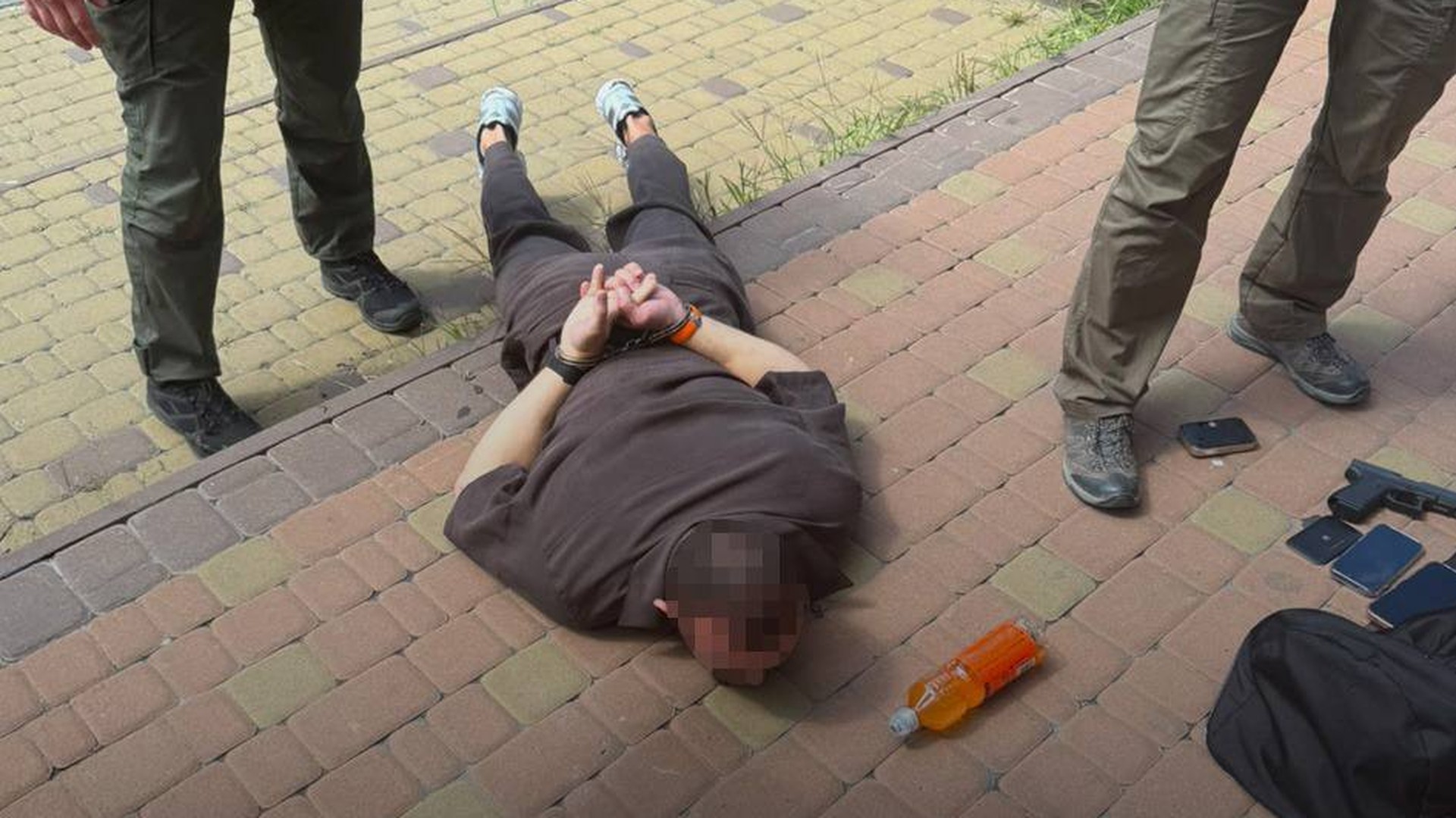 САП і НАБУ повідомили про підозру особі, яка вимагала 1 млн доларів за уникнення екстрадиції до Росії та привласнила 50 тисяч доларів