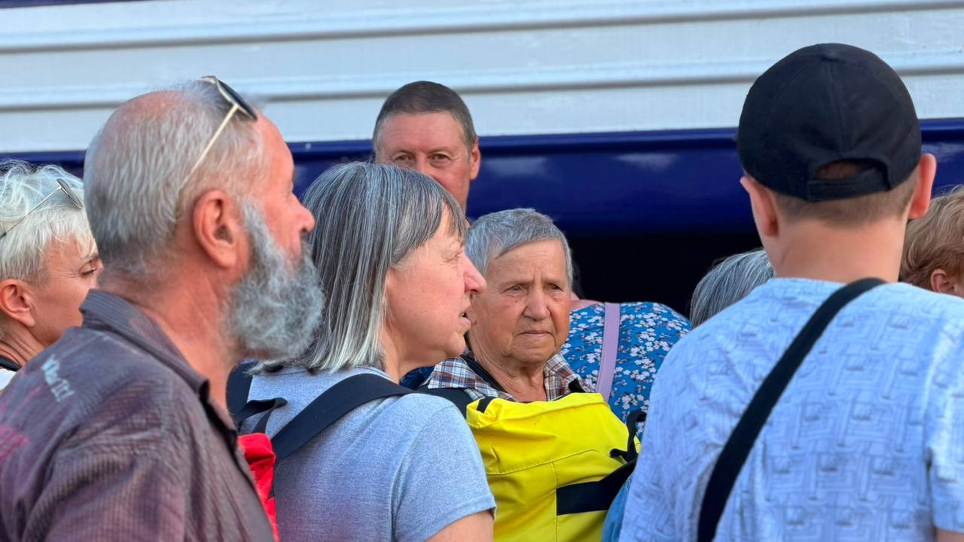 Евакуаційний вагон поїзда «Лозова–Львів» на станції Орілька на Харківщині, 65 евакуйованих з Донеччини