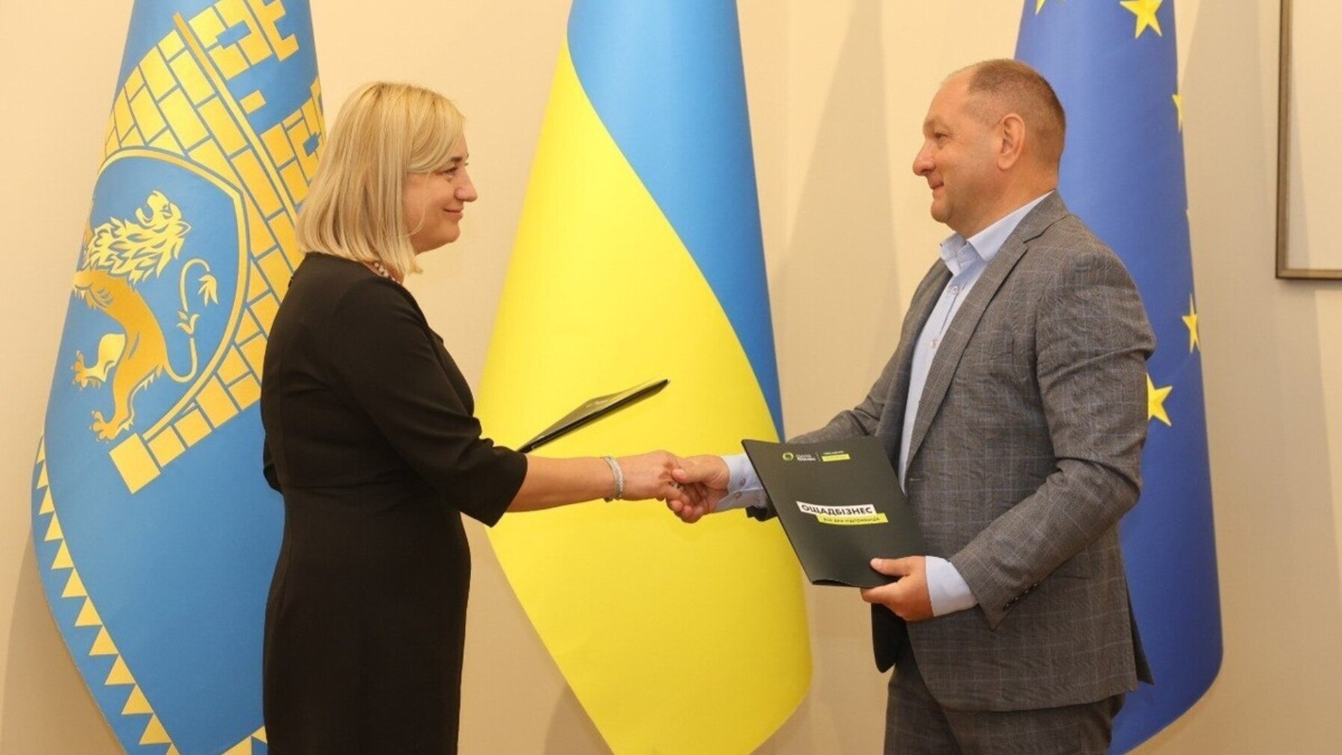 Підписання угоди між Львівською міською радою та Ощадбанком на 582,6 млн грн для фінансування критичної інфраструктури міста