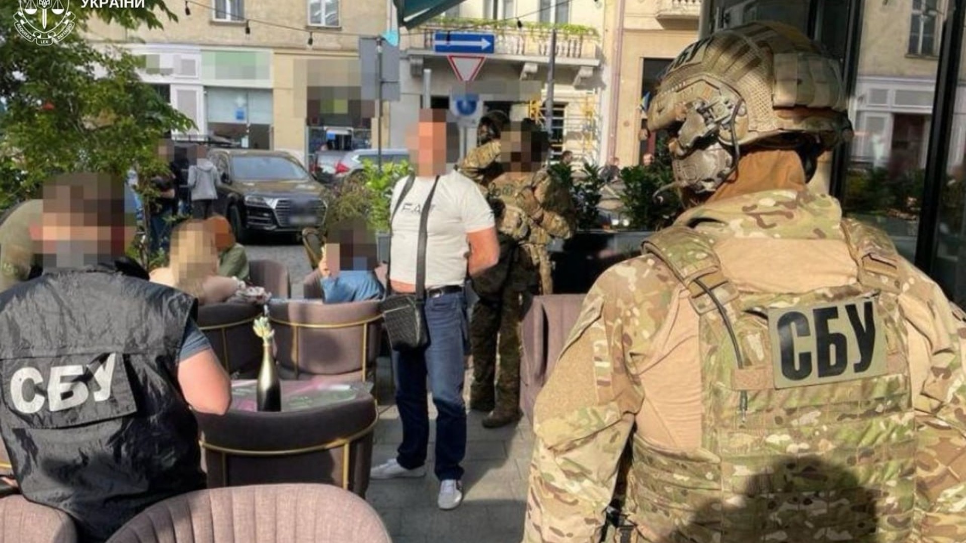 Засуджений вимагав у мешканця Львівщини 2 тис. доларів неіснуючого боргу — апеляція підтвердила 9 років ув'язнення