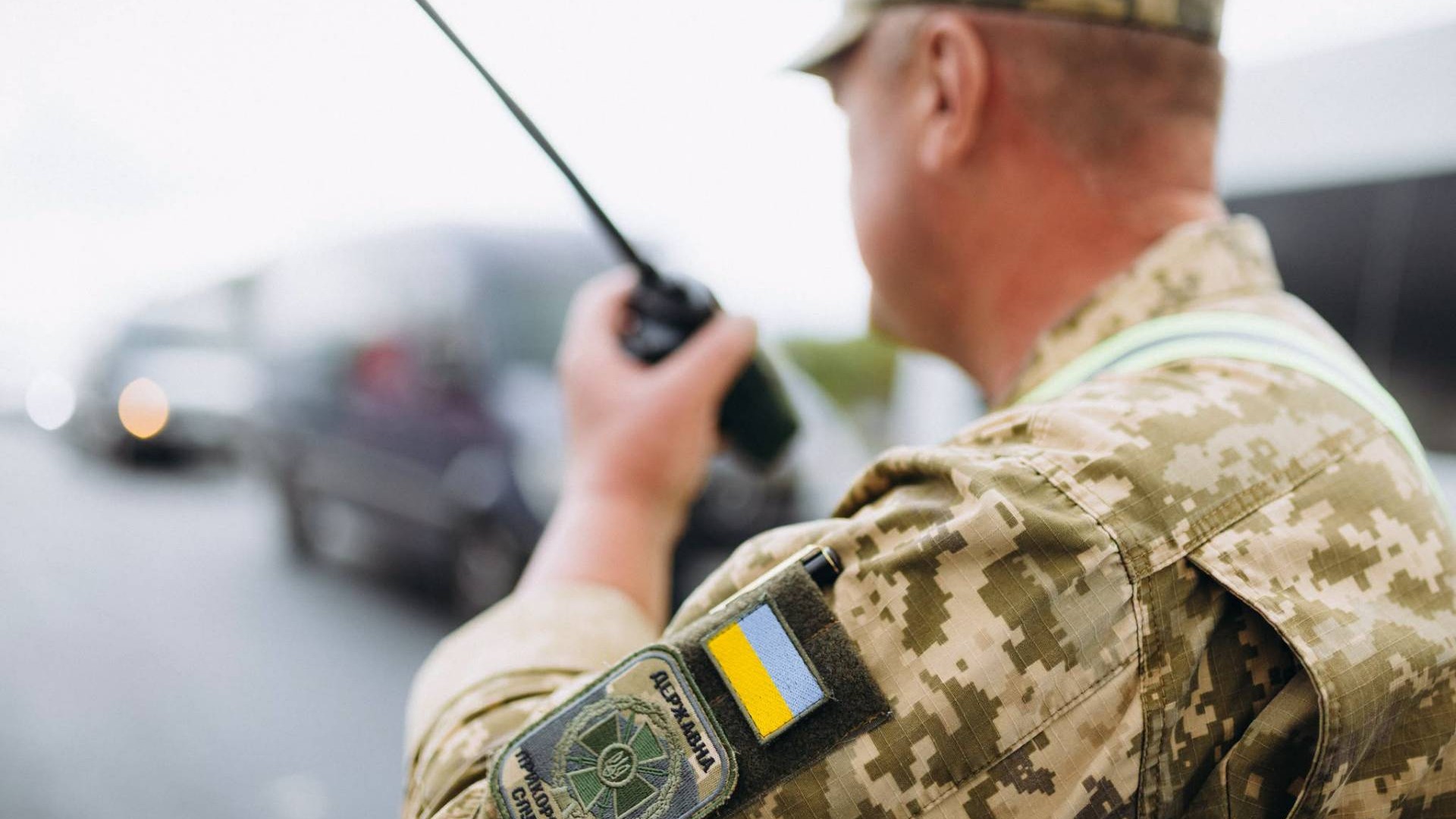 Черга автомобілів на кордоні України з Польщею: станом на 23 вересня перед трьома пунктами пропуску зафіксовано понад 120 авто