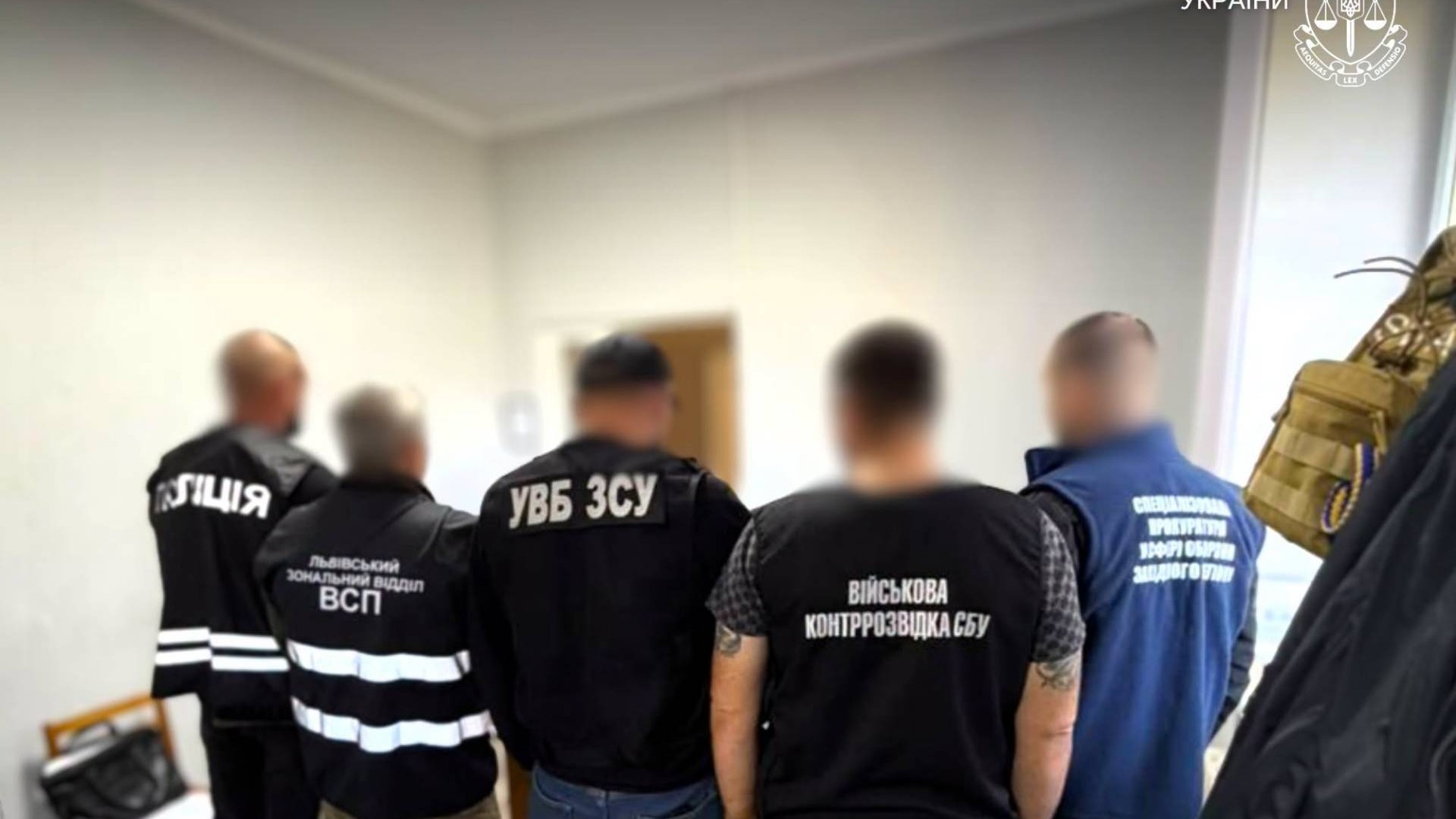 Військовослужбовець на Львівщині пропонував 2000 доларів хабаря начальнику відділення розшукової роботи, щоб уникнути батальйону резерву