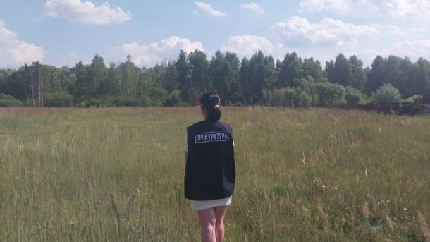 Колишня держреєстраторка Наталія Лободинець підозрюється у незаконній перереєстрації 2,7 га заказника «Торфовище Білогорща» вартістю 22 млн грн