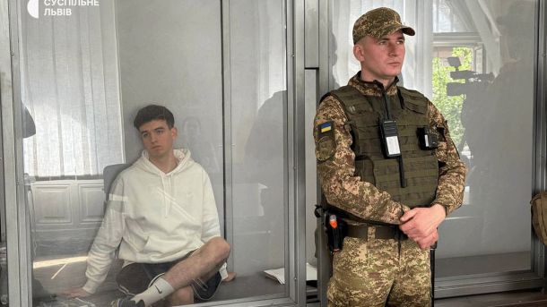 Засідання у Шевченківському районному суді Львова у справі про вбивство Ірини Фаріон, підозрюваний Вячеслав Зінченко
