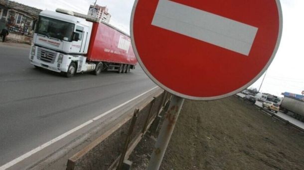 Вулиця Городоцька у Львові, де обмежено рух вантажівок понад 24 тонни через спеку у денний час з 08:00 до 22:00