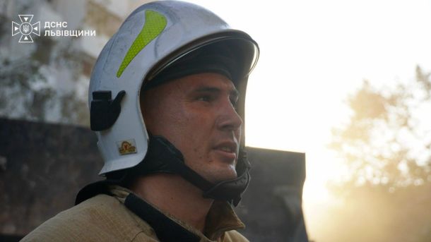 Рятувальники ДСНС Львівщини гасять пожежу в природній екосистемі — за добу 22 загоряння на площі 30 000 кв. м