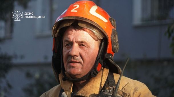 Рятувальники ДСНС Львівщини гасять пожежу в природній екосистемі — 10 з 17 пожеж за добу охопили природні угіддя площею понад 1,5 гектара