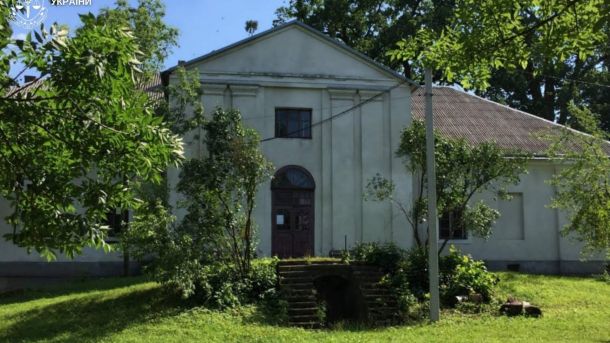 Палац 1708 року в селі Нова Скварява — пам'ятка архітектури, яку суд зобов'язав зареєструвати як комунальну власність Жовківської громади