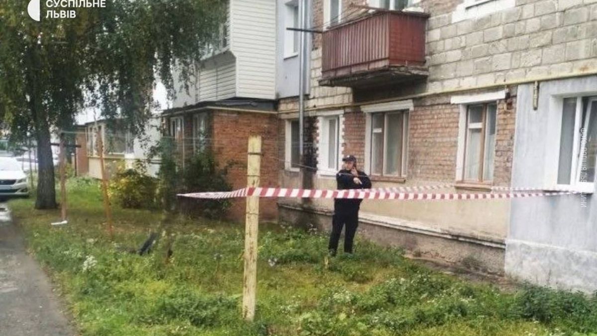 Місто Шептицький, вулиця Тарнавського — місце нападу на військовослужбовця ТЦК, який отримав поранення ножем у шию