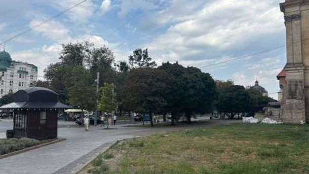 Проспект Свободи у Львові, де розташований ресторан «Язиката теща», власник якого програв суд міськраді за земельну ділянку