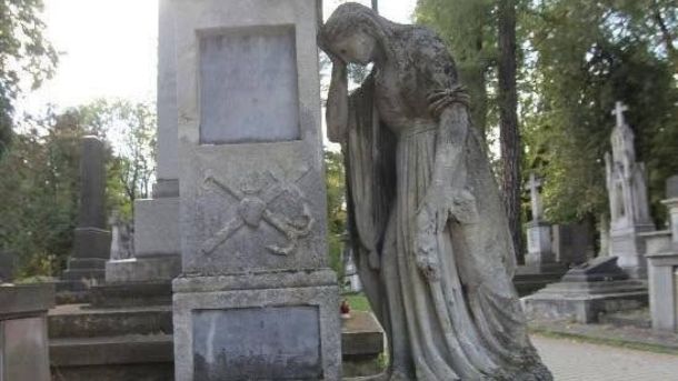 Реставрація історичних надгробків на Личаківському цвинтарі у Львові — польсько-українська комісія відібрала три об'єкти для робіт