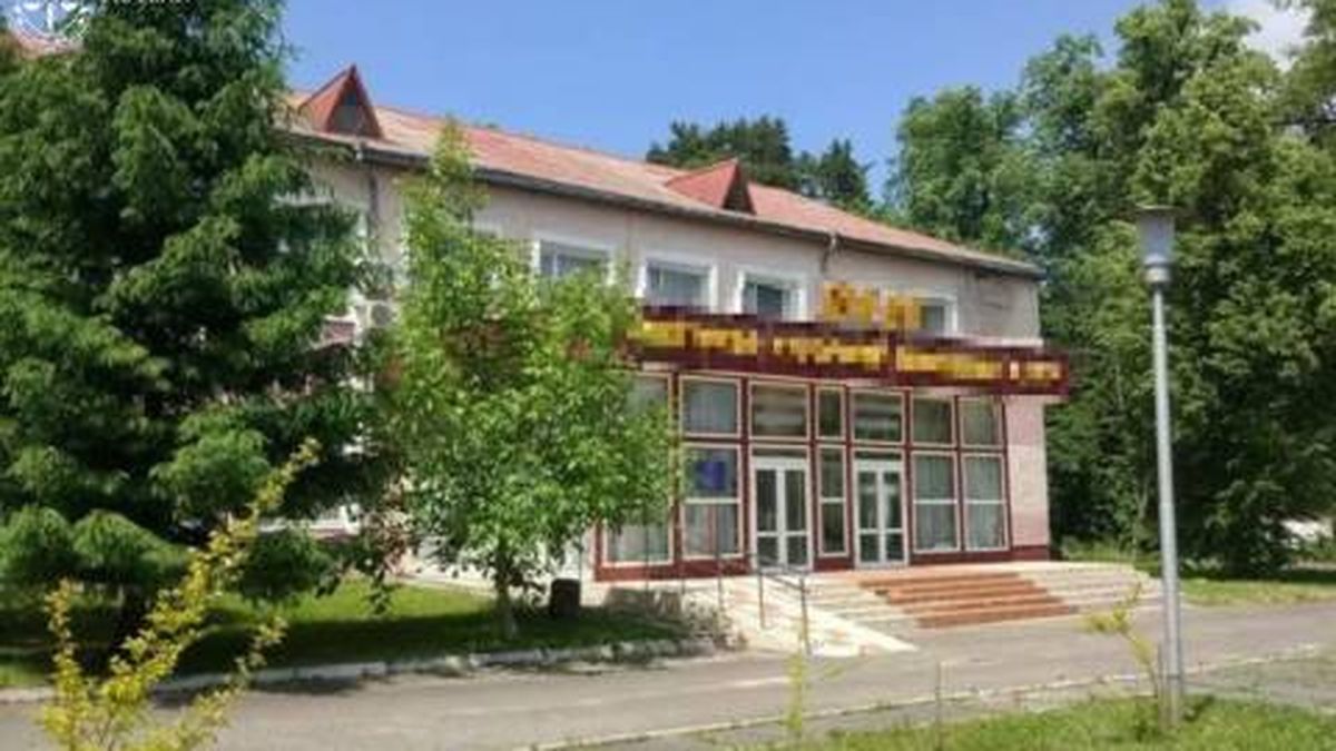 Колишнього директора фірми-підрядника затримали на Львівщині за привласнення 1,2 млн грн під час ремонту санаторію для переселенців