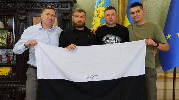 Герой України Сергій Волинський «Волина» на зустрічі з представниками громадських організацій Львівщини щодо ініціативи «Прапор Надії»
