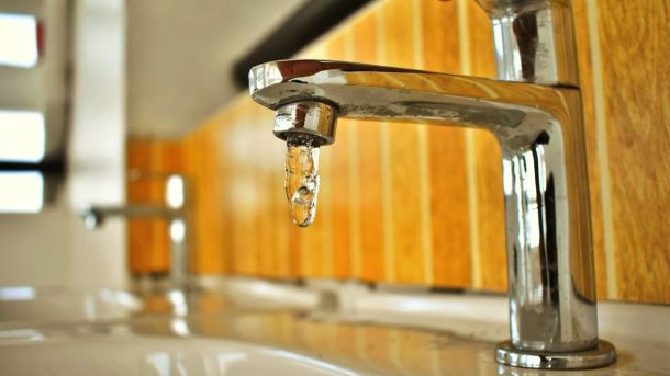 Прорив водопроводу у Мостиськах на Львівщині залишив без водопостачання близько 2500 абонентів міста