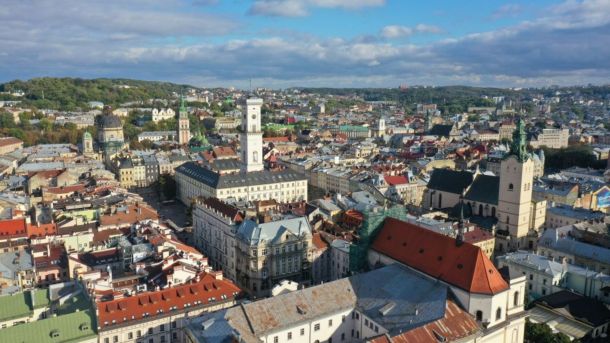 Схема розподілу публічних інвестицій Львова на 2027–2029 роки загальним обсягом майже 3,95 млрд грн між 13 галузями