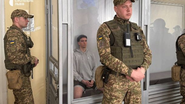 Судове засідання у справі про вбивство мовознавиці Ірини Фаріон у Львові, представники омбудсмена фіксують перебіг процесу